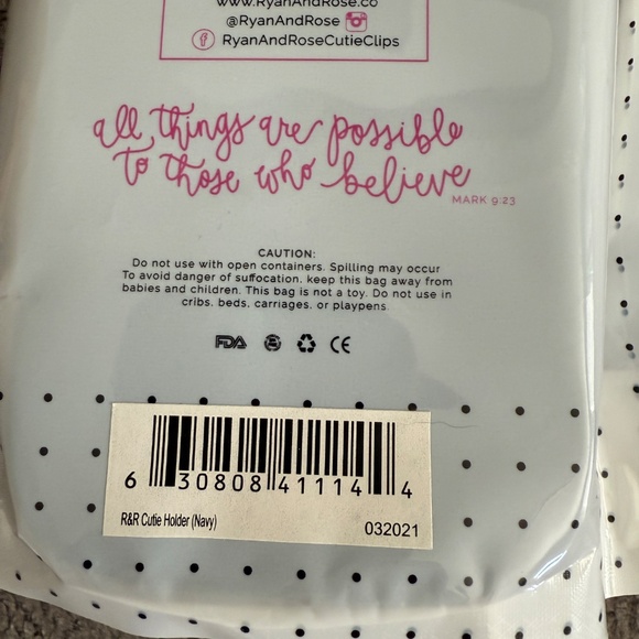 Ryan and Rose Cutie Holder - NWT - Picture 2 of 2